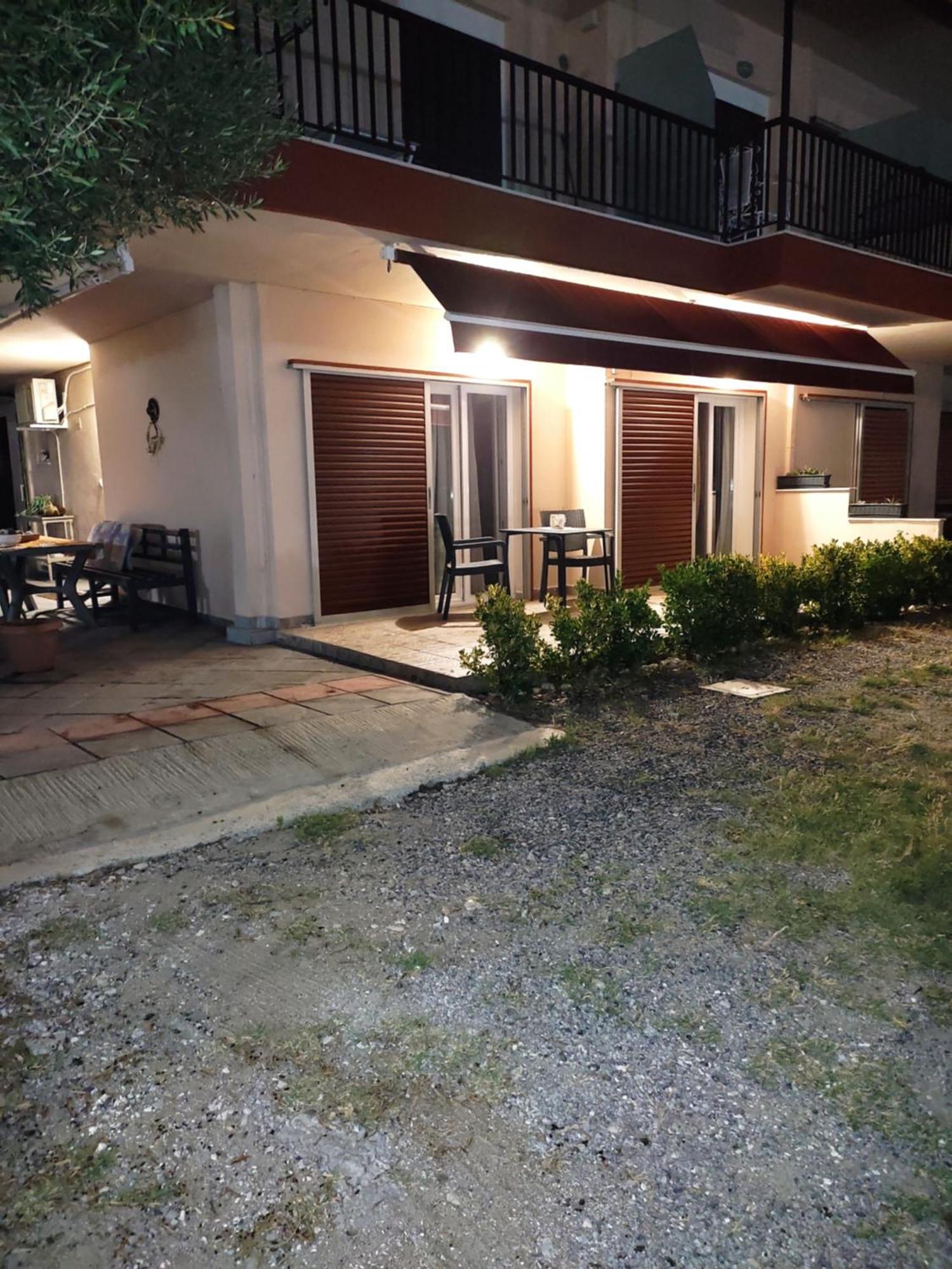 Georgia'S Apartment Palioura エクステリア 写真